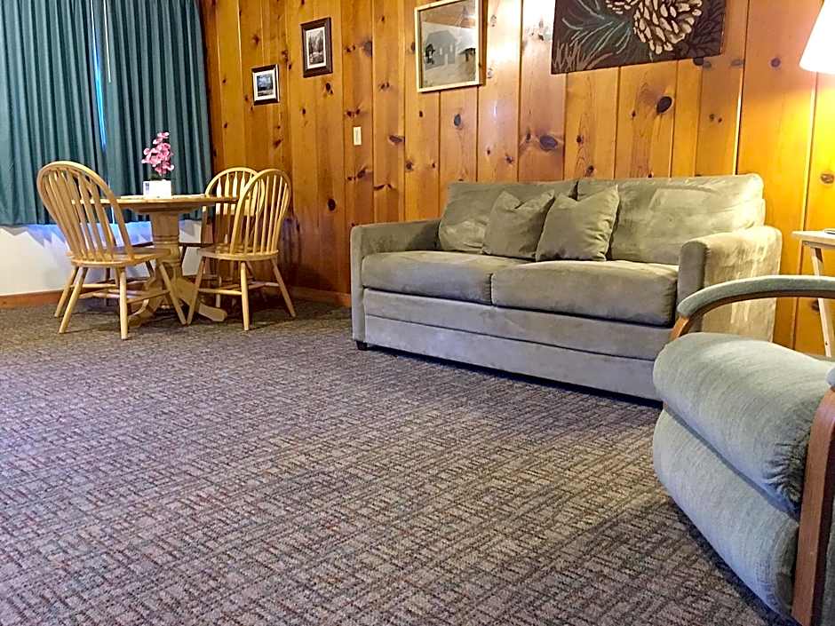 Park Motel and Cabins