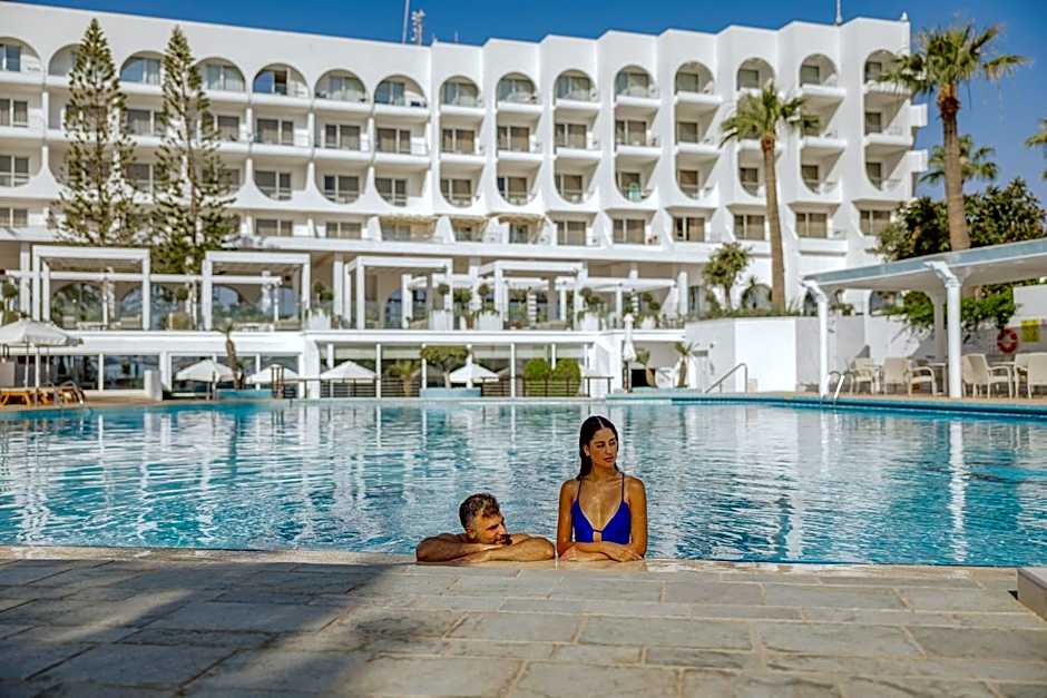 Golden Coast Beach Hotel