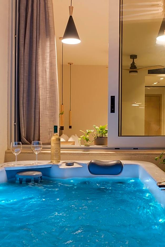 Living Stone Boutique Hotel