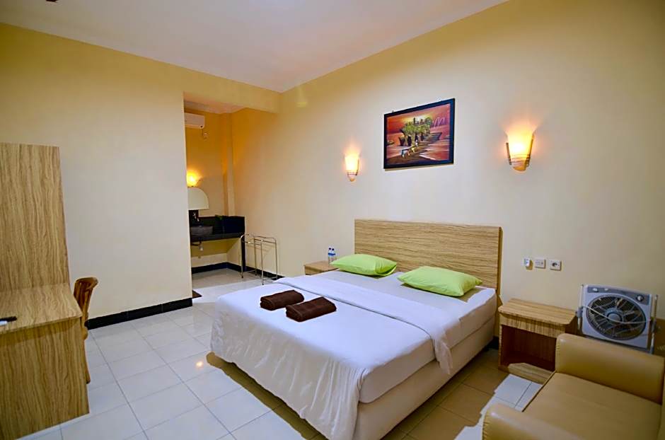 Central Inn Senggigi