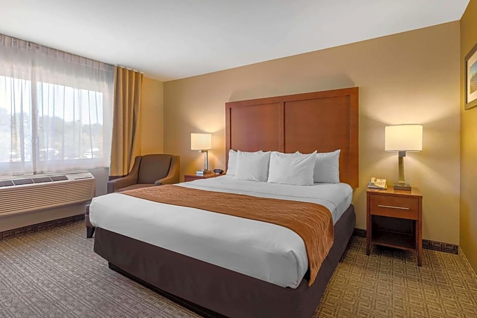 Comfort Inn & Suites Murrieta Temecula Wine Country