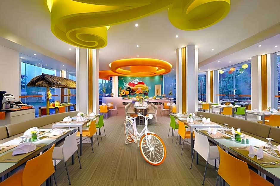 Harris Hotel & Residences Sunset Road