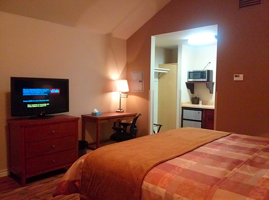 FieldHouse Inn & Conference Center
