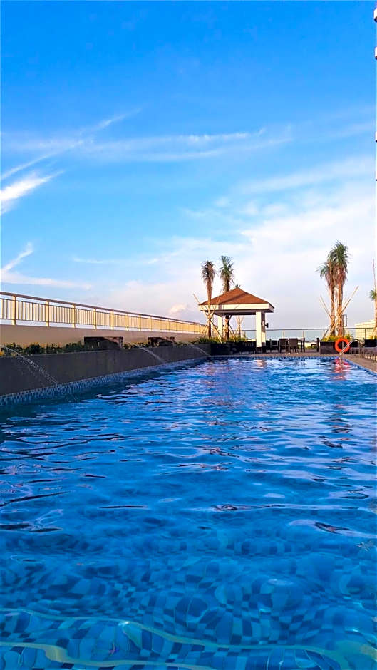 SMDC Coast Residences near PICC World Trade Center MOA