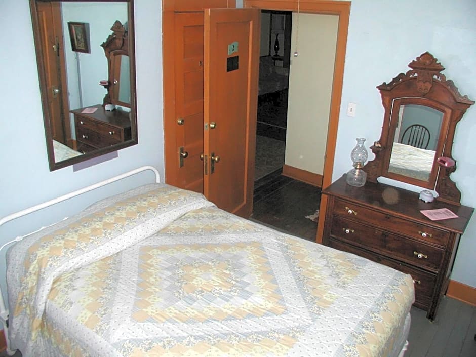 Grand Canyon Hotel