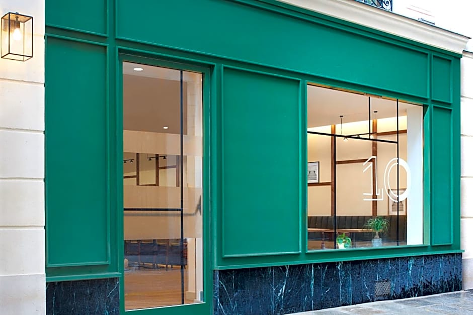 Hotel 10 Opera by HappyCulture