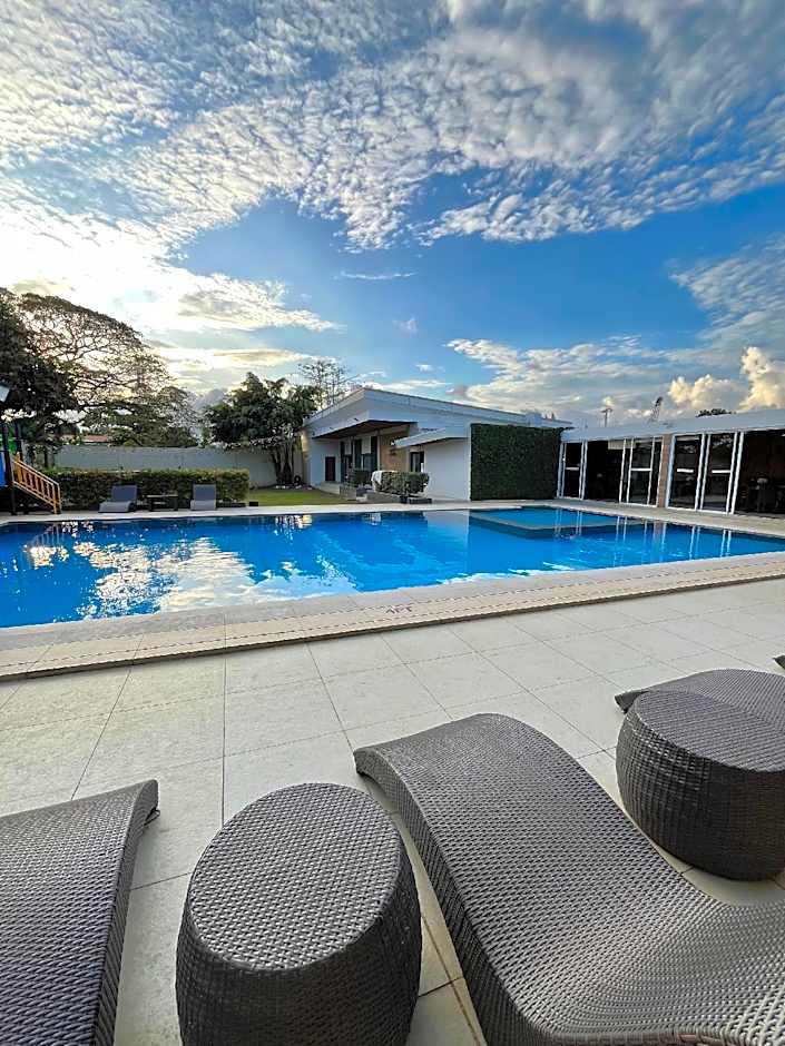 Holiday Suites Puerto Princesa