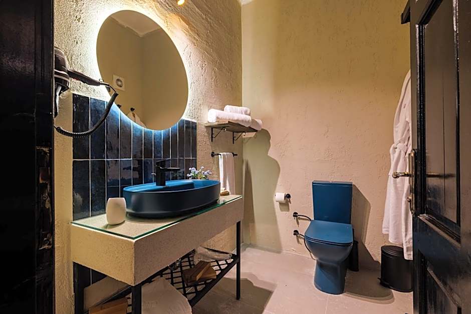 Lill Maison Hotel & City Club