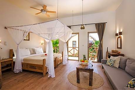 Deluxe Suite with Sea View