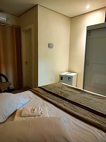 Luxury Triple Room