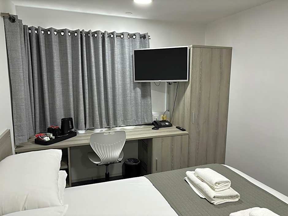 Broadview Hotel