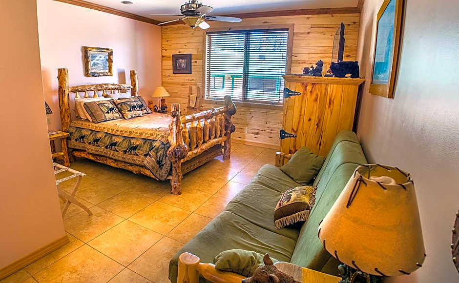 Photo 1 of 8 of Standard 1 Queen Bed