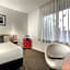 ibis Melbourne Hotel and Apartments