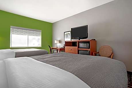 2 Double Beds, Nonsmoking, Accessible