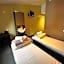 Brxxl 5 City Centre Hostel