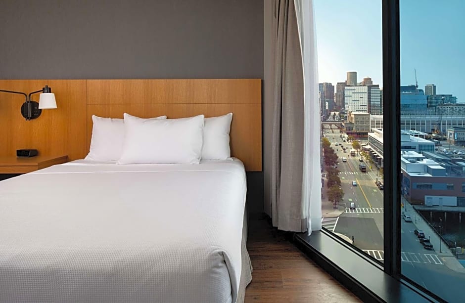 Hyatt Place Boston/Seaport District