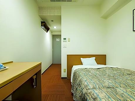 Isahaya Terminal Hotel