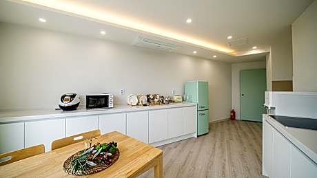 Gangreung Haeanro 1973 pension