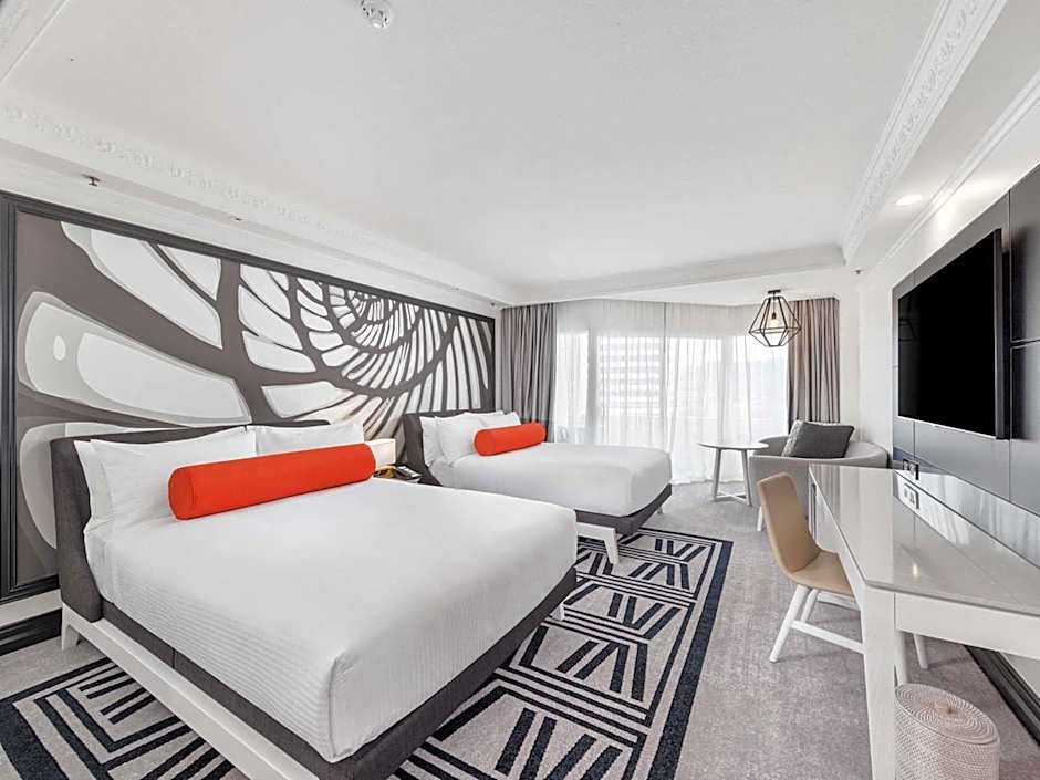 Pullman Cairns International