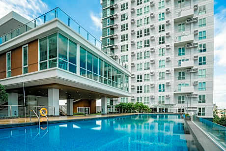 Davao Central Suites