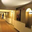 Seville Plaza Hotel, Trademark Collection by Wyndham