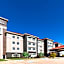 La Quinta Inn & Suites by Wyndham Mt. Pleasant