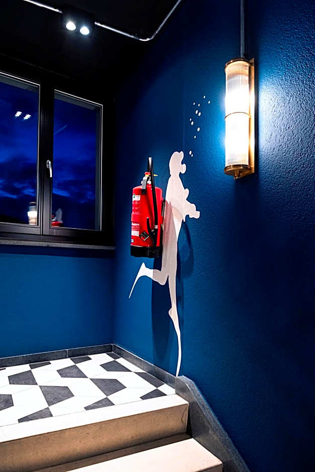 The Lubo - self check-in