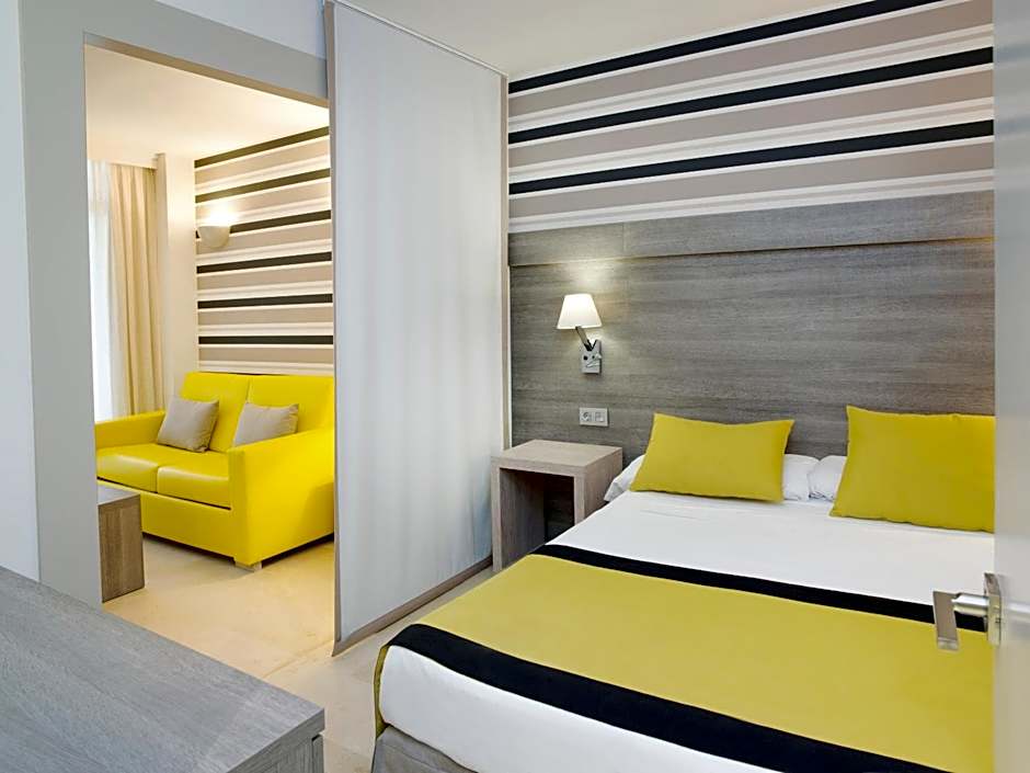 MS AGUAMARINA SUITES