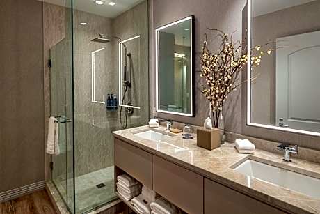 Chairman Suite, 1 Bedroom Presidential Suite