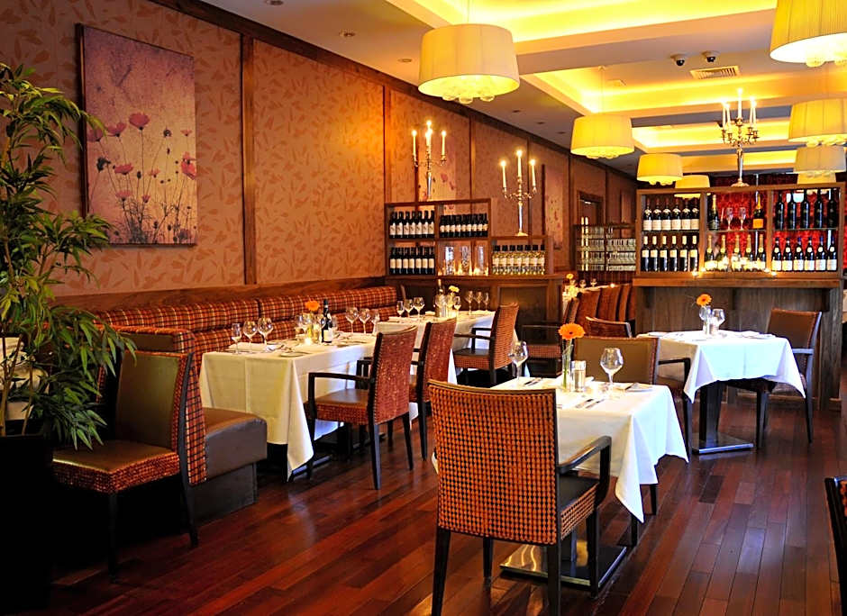 The Shirley Arms Hotel