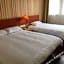 Home Inn (Ningbo Railway Station Daqingqiao Metro Station)