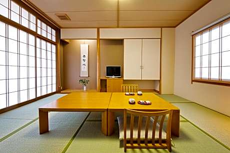 Japanese-Style Standard Room with City View