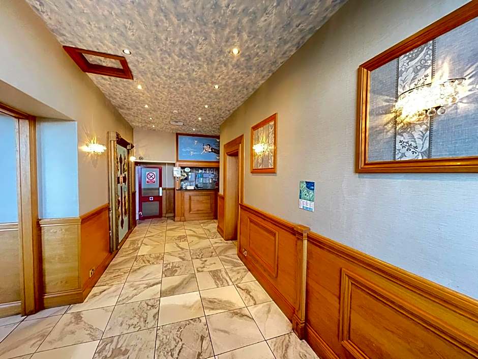 Four Saints Brig Y Don Hotel