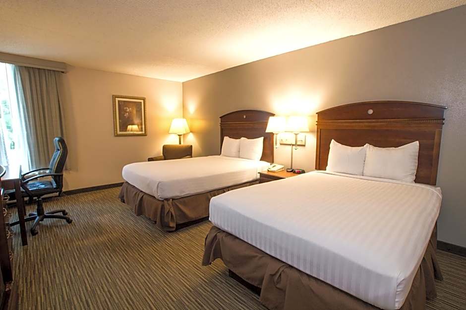 Greenstay Hotel And Suites