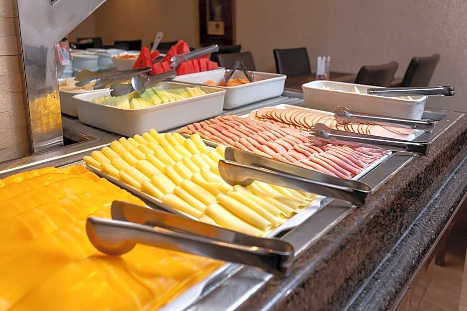 Roochelle Corporate Hotel