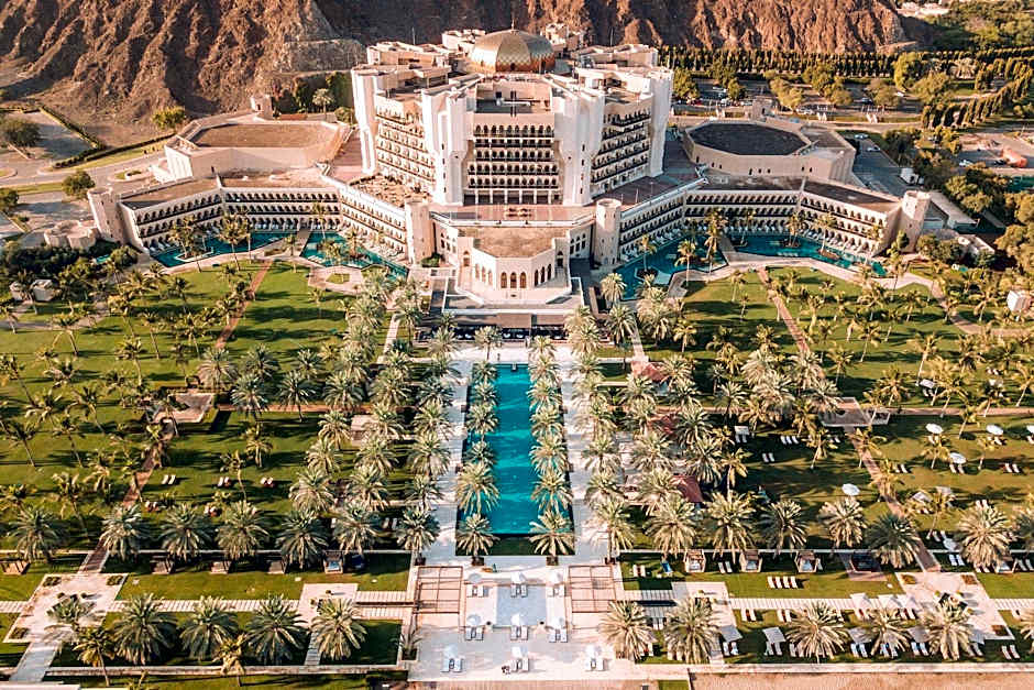 Al Bustan Palace, a Ritz-Carlton Hotel