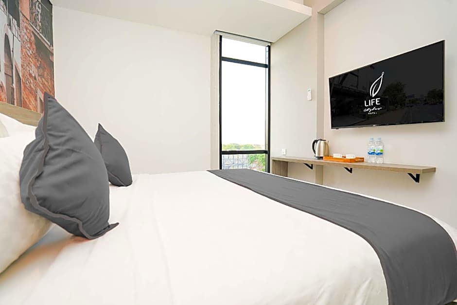The Life Styles Hotel Surabaya