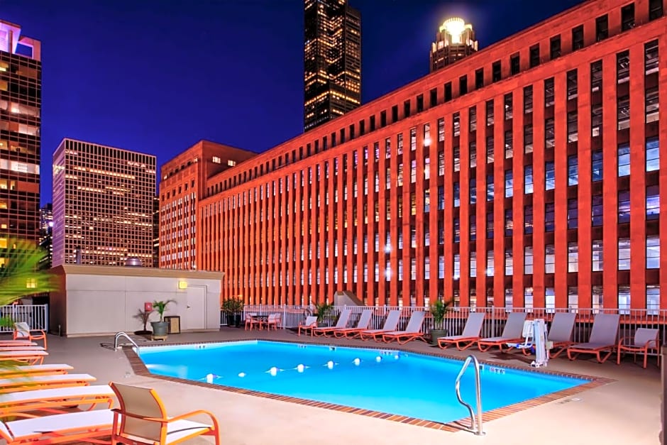 Holiday Inn Hotel & Suites Chicago - Downtown by IHG