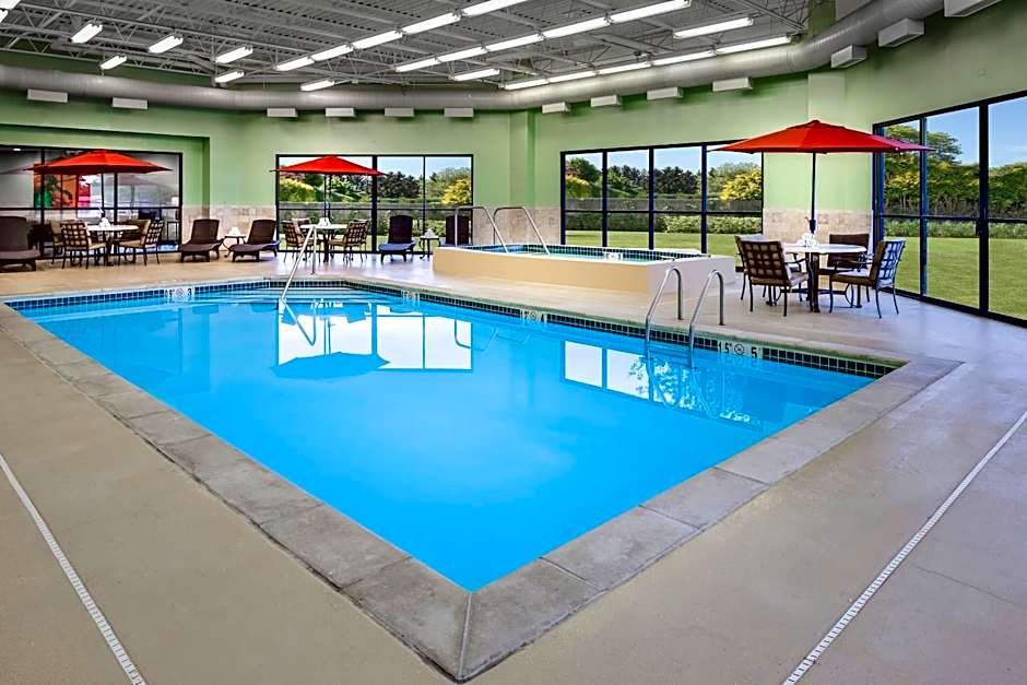 Holiday Inn Wichita East I-35 By IHG