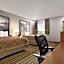 Super 8 by Wyndham Windsor/Dougall