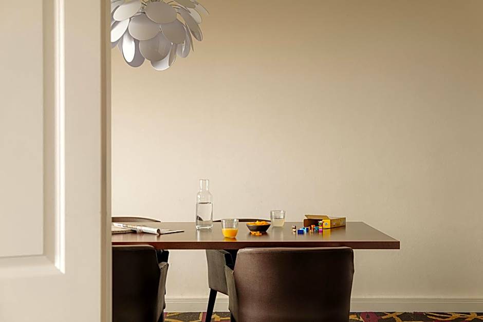 Leonardo Hotel Den Haag Babylon