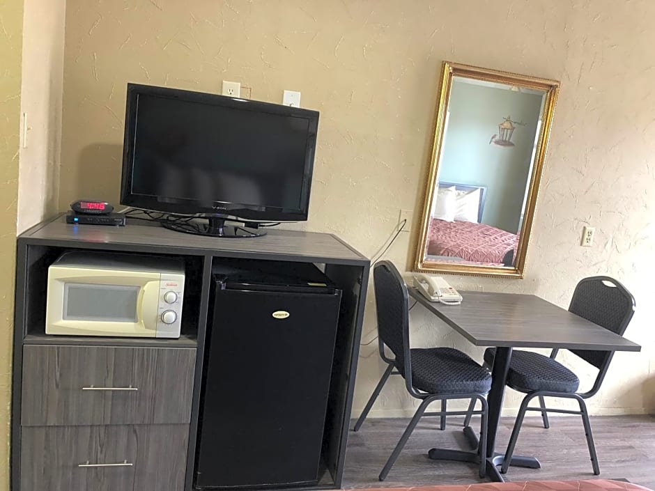 Americas Best Value Inn - Legend's Inn