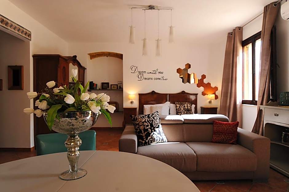 Villa La Lumia B&B Suites & Apartments