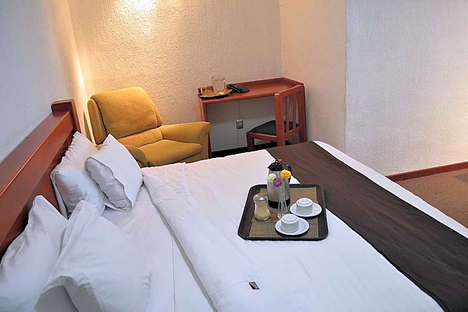 Hotel Campestre Inn
