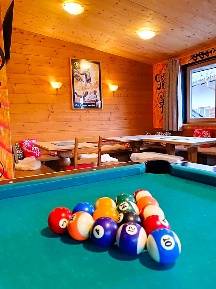 Alpking Hostel