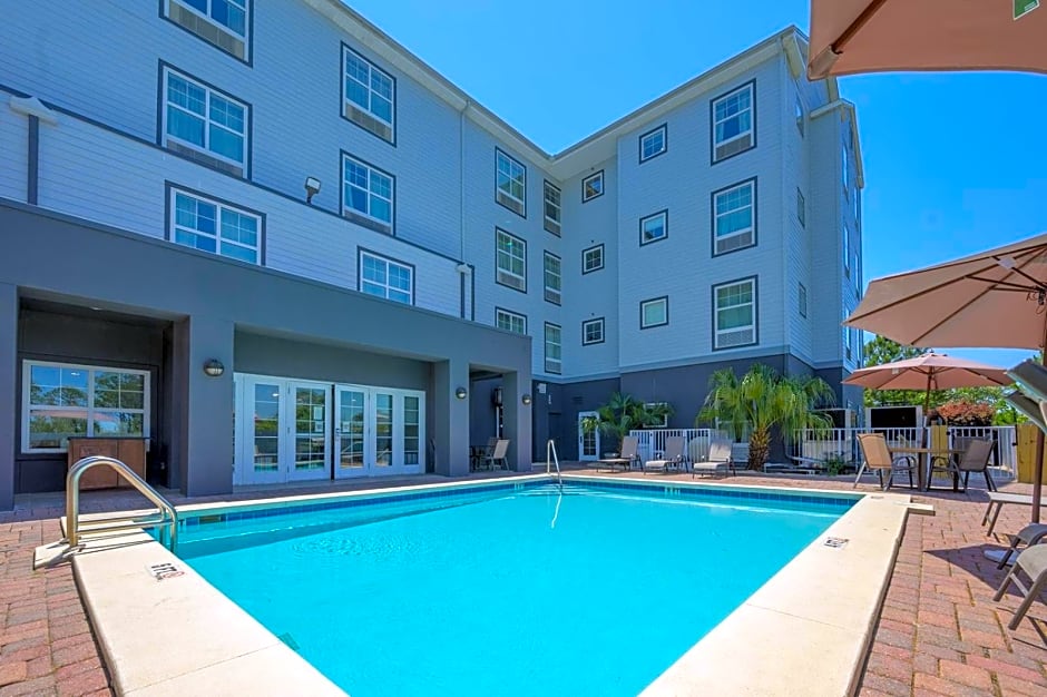 Hawthorn Extended Stay by Wyndham Panama City Beach