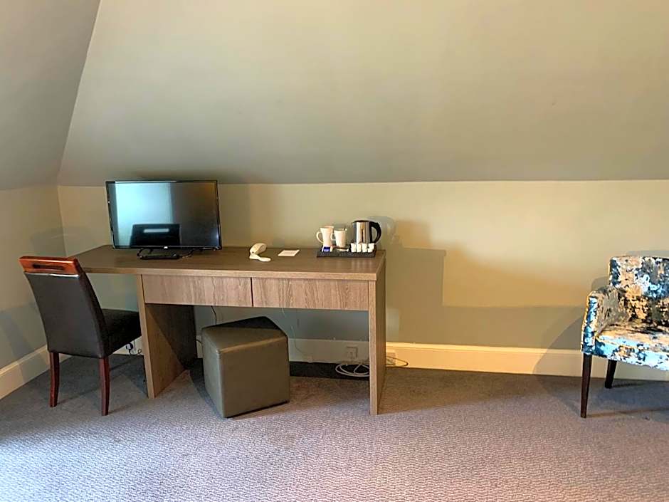 The Royal Hotel Elgin