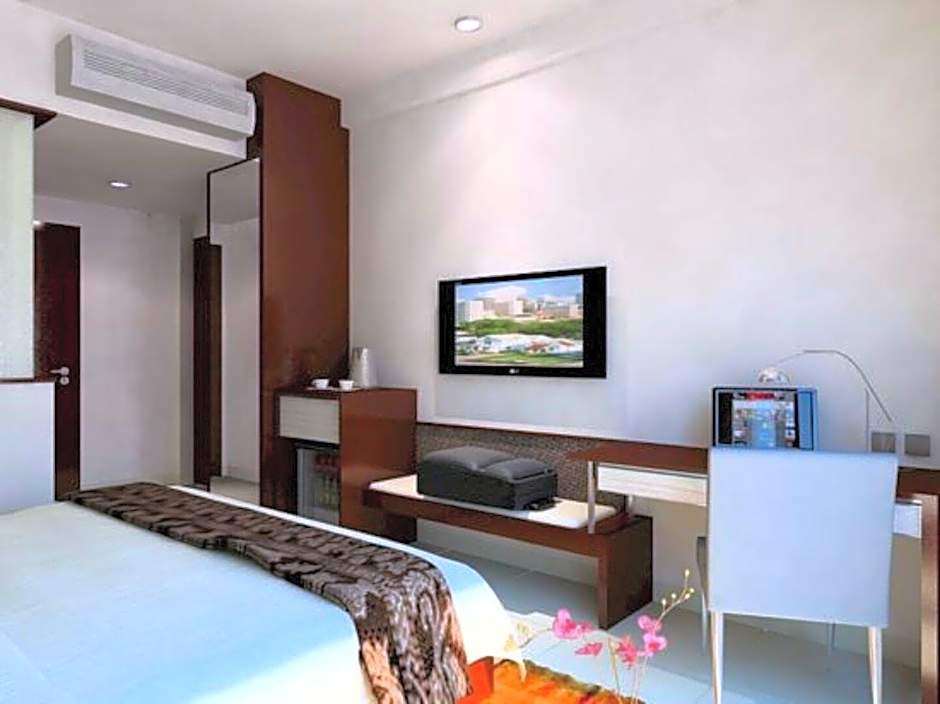 ILLIRA Lite Praya Lombok