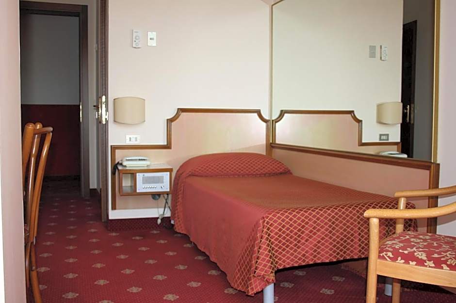 Polo Hotel