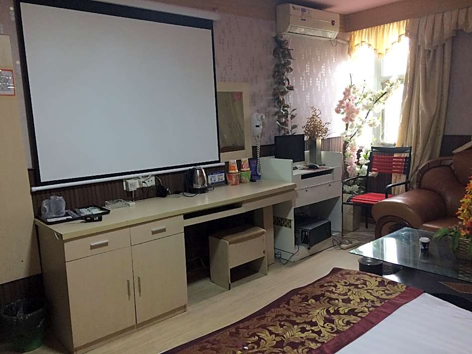 Jiutian Hotel (Baixin Plaza, Baiyun Railway Station, Guangzhou)